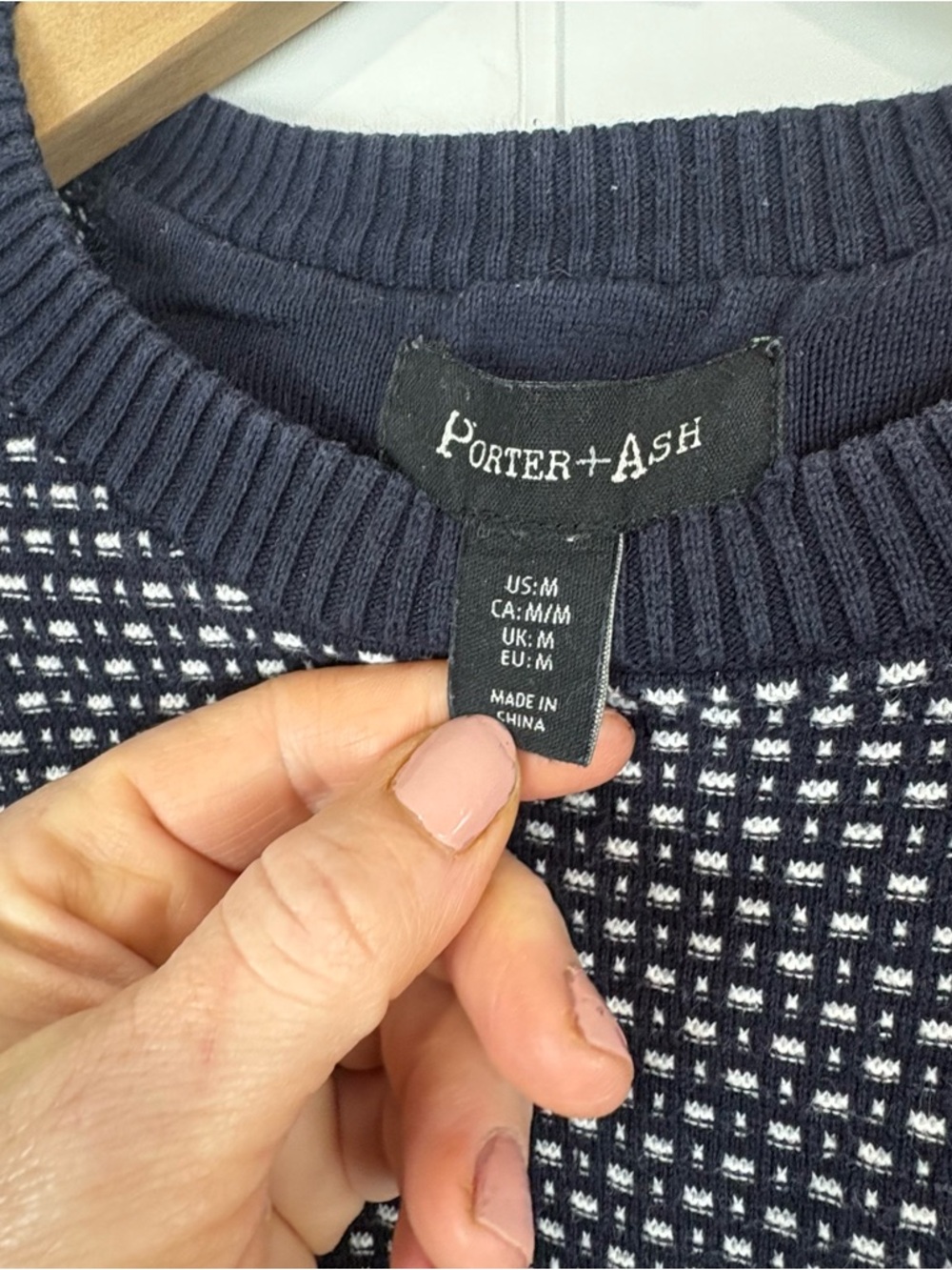 Porter + Ash Textured Knit Sweater Navy White Crewneck Classic Minimalist - Picture 4 of 6